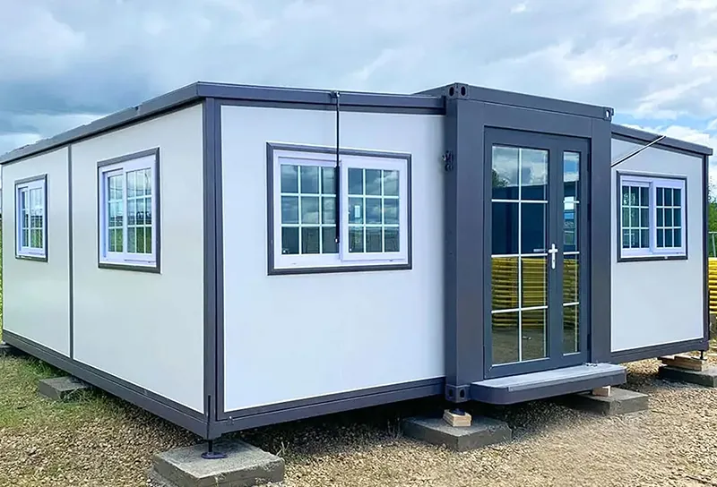 Expandable Container House